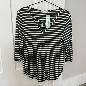 Dulce 3/4 Sleeve Cross Front Knit Top